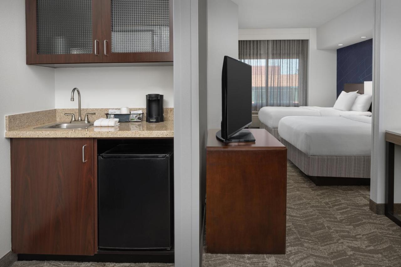 Springhill Suites By Marriott Portland Vancouver Exterior photo